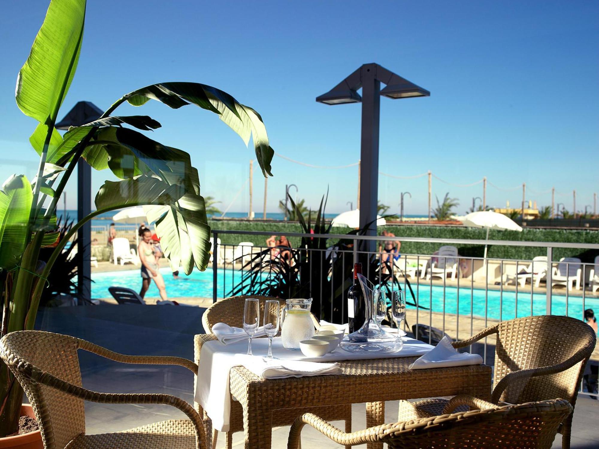 Aparthotel Casa Del Mar à Roseto Degli Abruzzi Extérieur photo